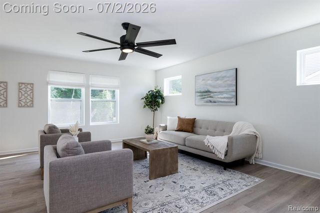 425 Knollwood Drive, Ortonville, MI 48462