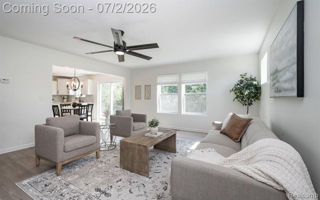 425 Knollwood Drive, Ortonville, MI 48462