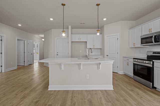 1136 NW Forest Bend Dr., Calabash, NC 28467