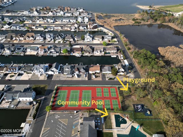 1964 Seaman Court, Toms River, NJ 08753