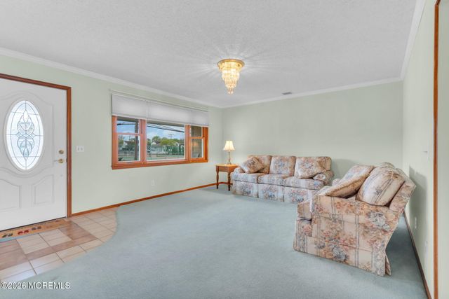 1964 Seaman Court, Toms River, NJ 08753