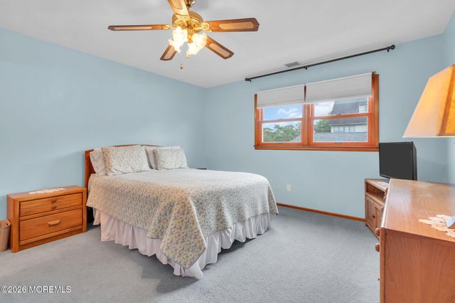 1964 Seaman Court, Toms River, NJ 08753