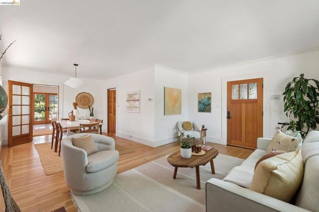 1645 Capistrano Ave, Berkeley, CA 94707
