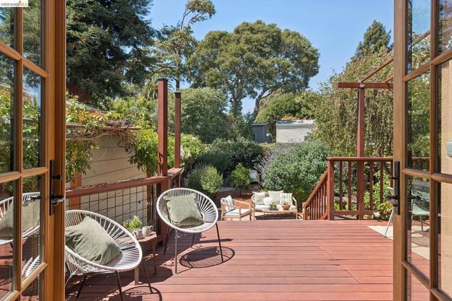 1645 Capistrano Ave, Berkeley, CA 94707