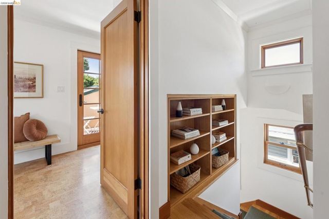 1645 Capistrano Ave, Berkeley, CA 94707