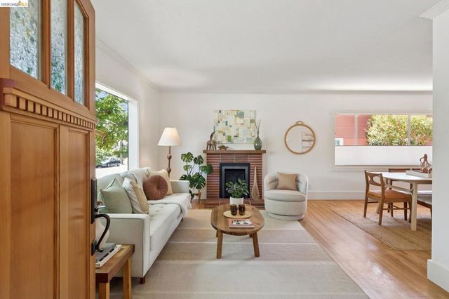 1645 Capistrano Ave, Berkeley, CA 94707
