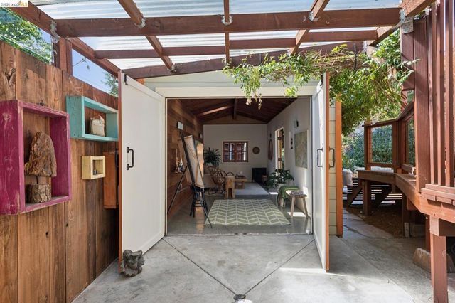 1645 Capistrano Ave, Berkeley, CA 94707
