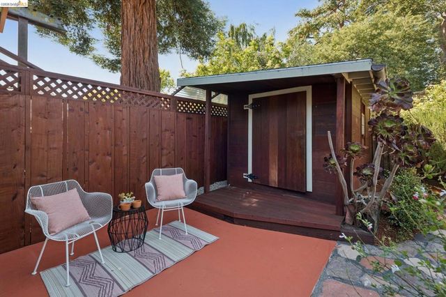 1645 Capistrano Ave, Berkeley, CA 94707