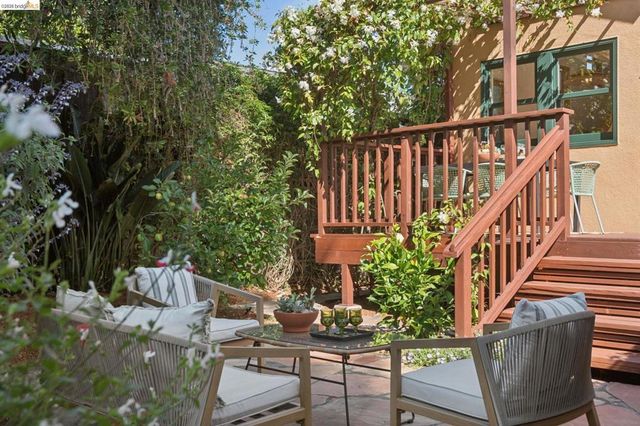 1645 Capistrano Ave, Berkeley, CA 94707