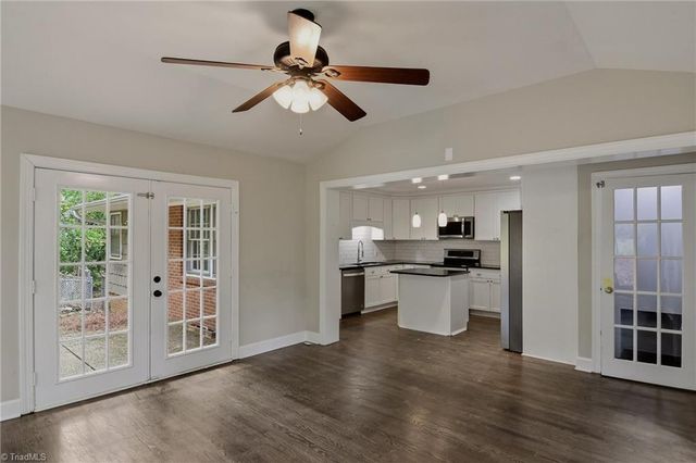 1000 Huntingdon Road, Winston-salem, NC 27104