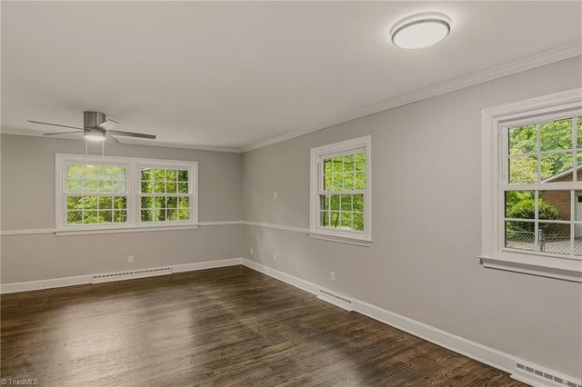 1000 Huntingdon Road, Winston-salem, NC 27104