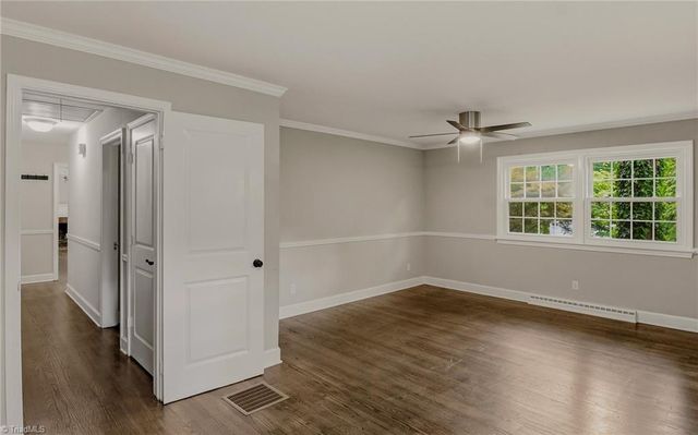 1000 Huntingdon Road, Winston-salem, NC 27104