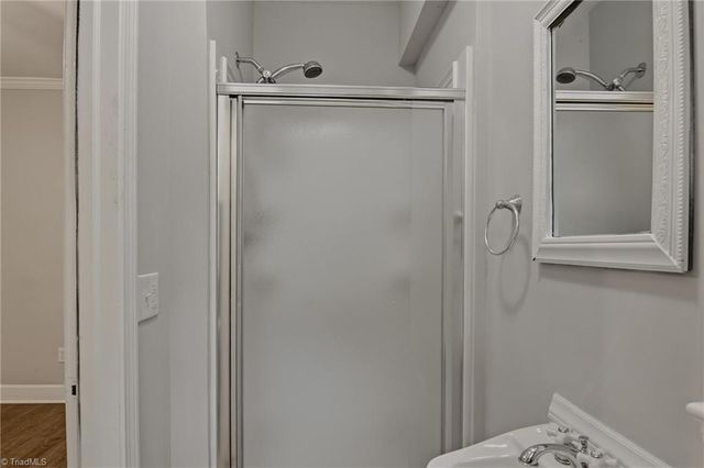 1000 Huntingdon Road, Winston-salem, NC 27104