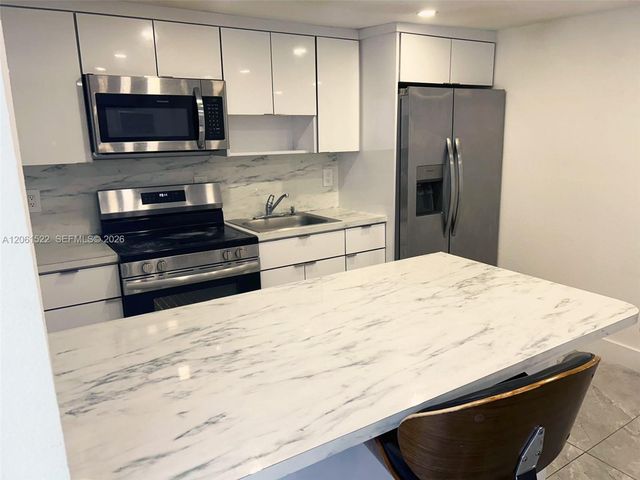 10401 NW 33rd Avenue, Miami, FL 33147