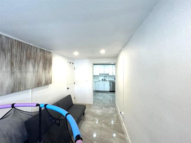 10401 NW 33rd Avenue, Miami, FL 33147