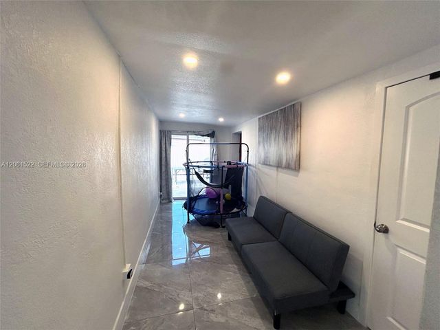 10401 NW 33rd Avenue, Miami, FL 33147