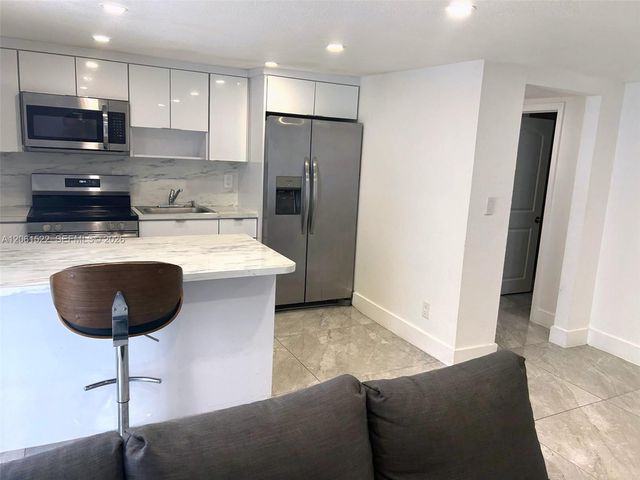 10401 NW 33rd Avenue, Miami, FL 33147