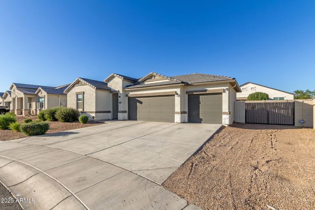 1016 W BEACON Drive, Casa Grande, AZ 85122