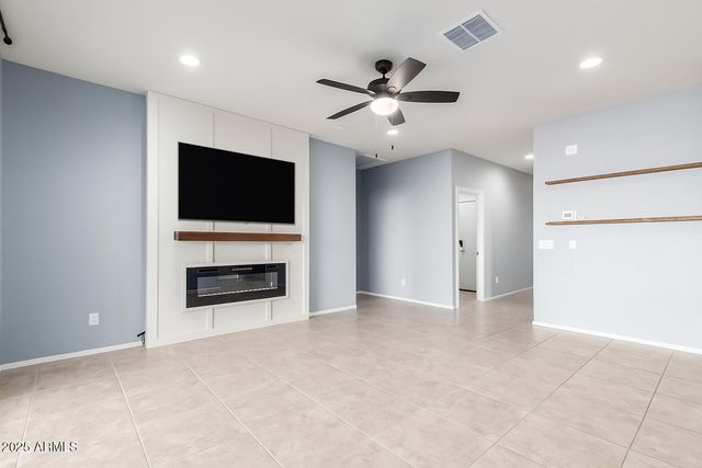 1016 W BEACON Drive, Casa Grande, AZ 85122