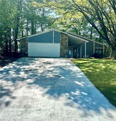 1462 Country Downs Drive, Norcross, GA 30093