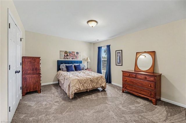4562 Westhill Place, Kernersville, NC 27284