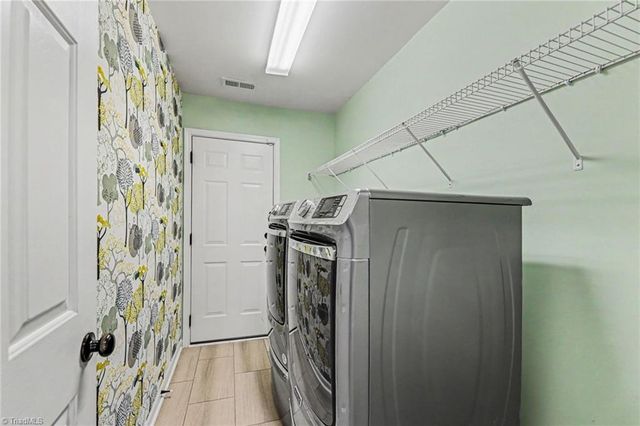 4562 Westhill Place, Kernersville, NC 27284