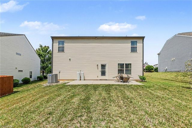 4562 Westhill Place, Kernersville, NC 27284