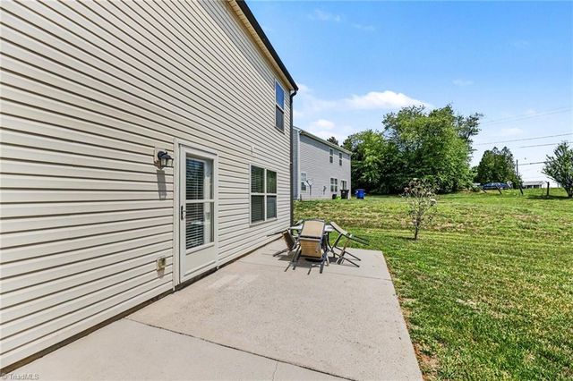 4562 Westhill Place, Kernersville, NC 27284