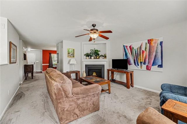 4562 Westhill Place, Kernersville, NC 27284