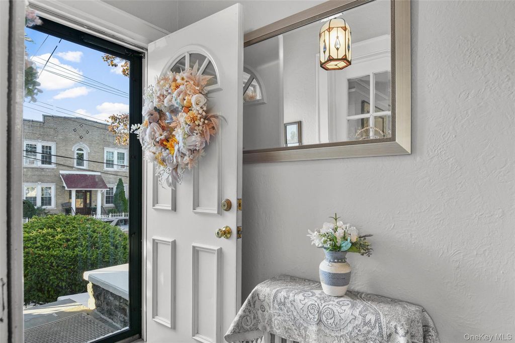 20 Alida Street, Yonkers, NY 10704 — photo 2