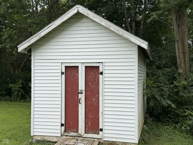 501 E South Street, Ladoga, IN 47954