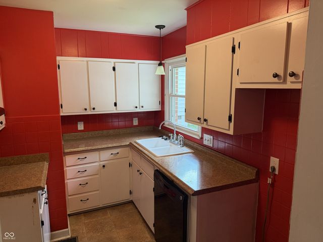 501 E South Street, Ladoga, IN 47954