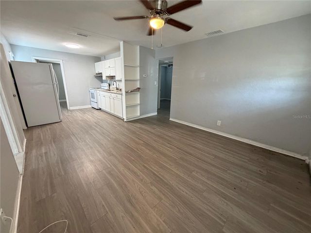 2935 DR MARTIN LUTHER KING JR STREET S, St Petersburg, FL 33705