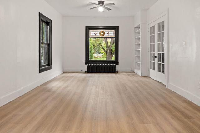 361 8th Avenue S, Fargo, ND 58103