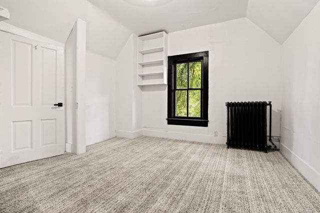 361 8th Avenue S, Fargo, ND 58103