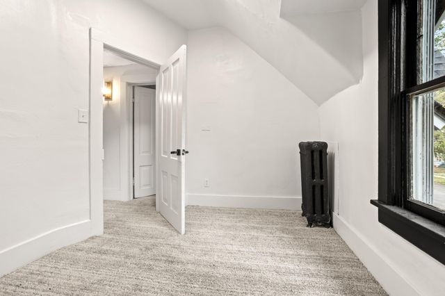 361 8th Avenue S, Fargo, ND 58103