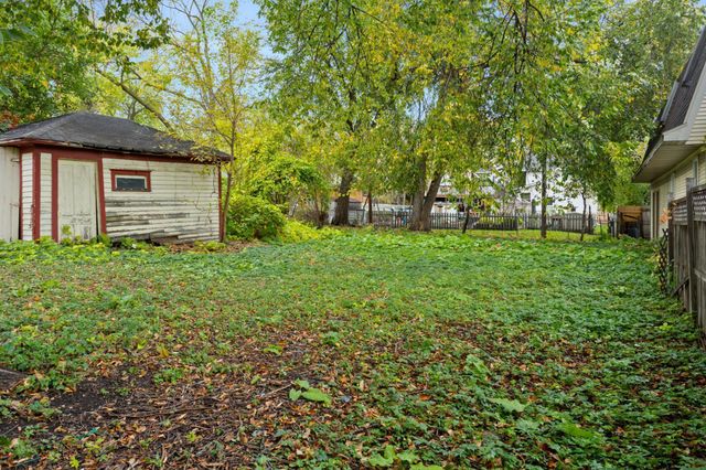 361 8th Avenue S, Fargo, ND 58103