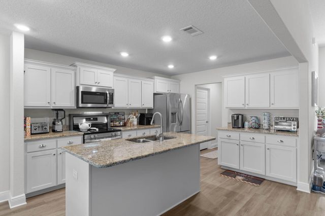 2609 Prominence Lane, Crestview, FL 32536