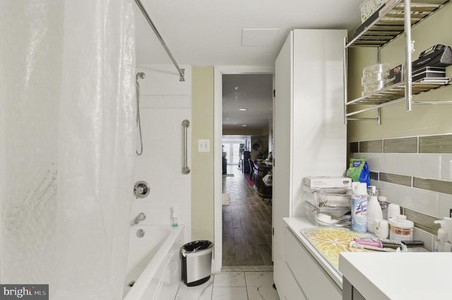75 W BAY FRONT RD, Lothian, MD 20711