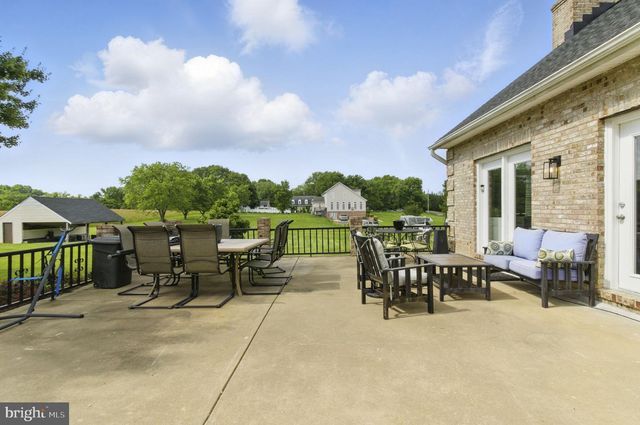 75 W BAY FRONT RD, Lothian, MD 20711