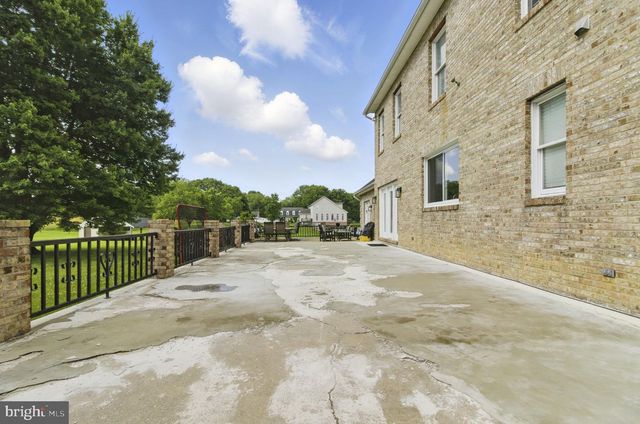 75 W BAY FRONT RD, Lothian, MD 20711