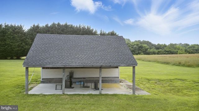 75 W BAY FRONT RD, Lothian, MD 20711