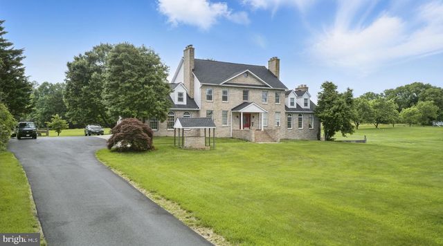 75 W BAY FRONT RD, Lothian, MD 20711