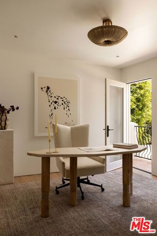 17647 BELINDA Street, Encino (los Angeles), CA 91316