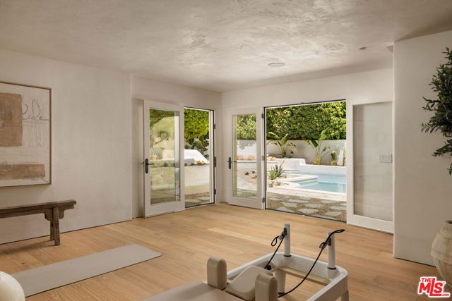 17647 BELINDA Street, Encino (los Angeles), CA 91316