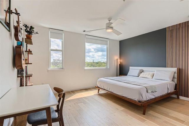 900 S 1st ST 421, Austin, TX 78704