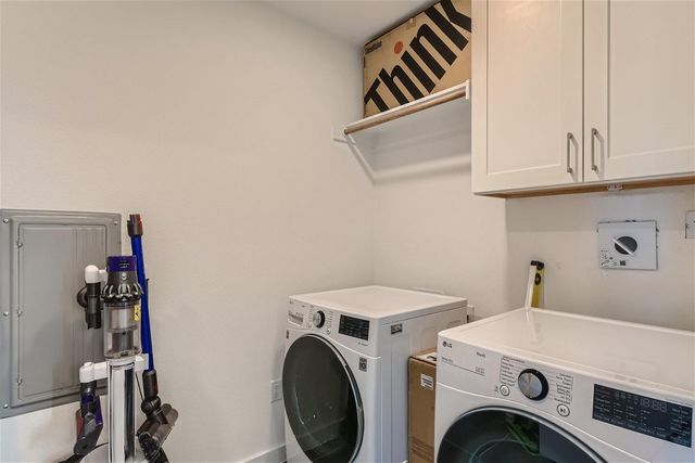 900 S 1st ST 421, Austin, TX 78704