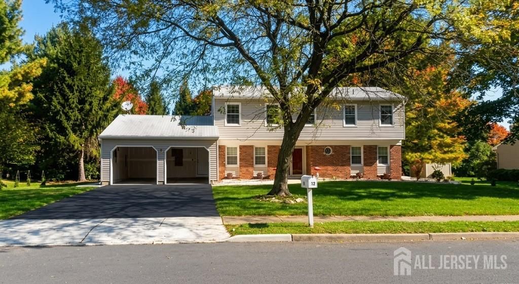 12 Mackenzie Lane, Plainsboro, NJ 08536