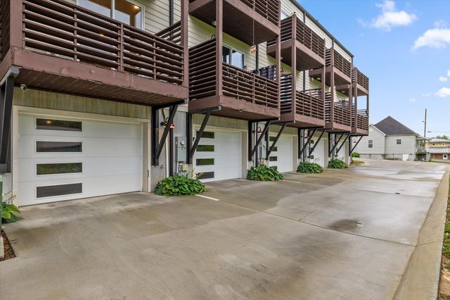 725 N Market Street 5, Chattanooga, TN 37405
