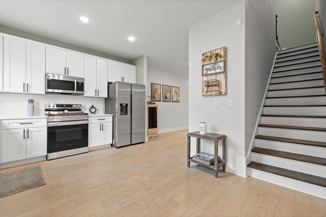 725 N Market Street 5, Chattanooga, TN 37405